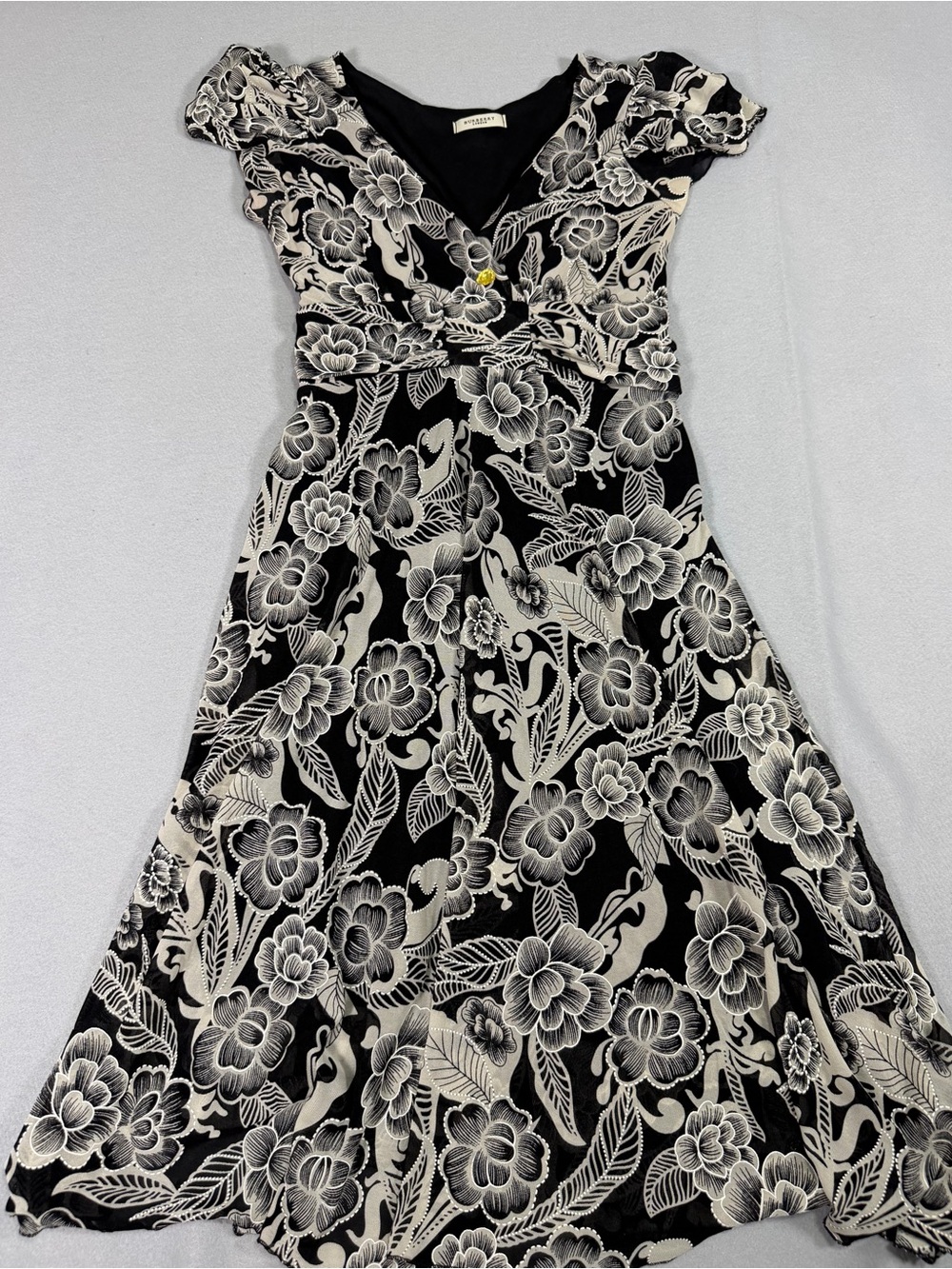 Burberry Black and Cream Floral V-Neck Fit-and-Flare Dress